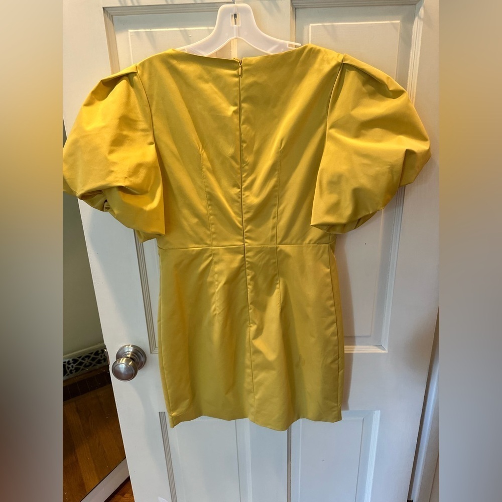 DO+BE Yellow Puff Sleeve Blouse - Picture 2 of 4